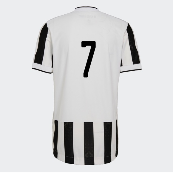 ⚽️🇮🇹Juventus Home Jersey with number 7 in back. Size L - Picture 2 of 3